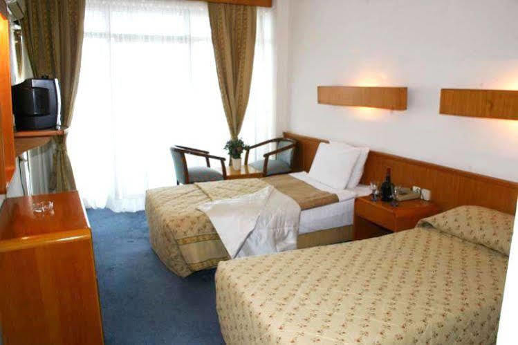Sozer Hotel Kusadasi Luaran gambar